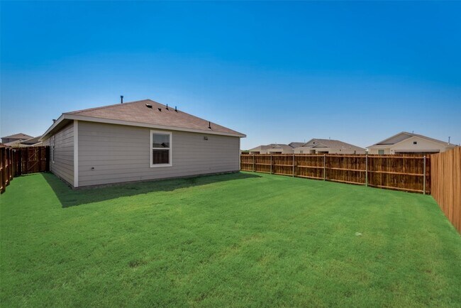 Building Photo - 6112 Determine Ln