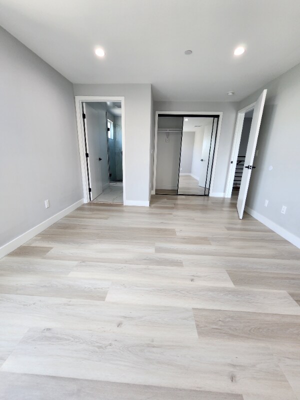 Building Photo - 2223 S Highland Ave