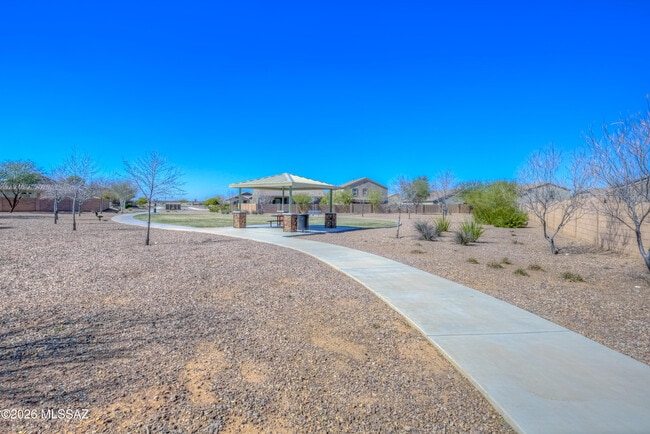 Building Photo - 9116 W Silver Cholla Dr