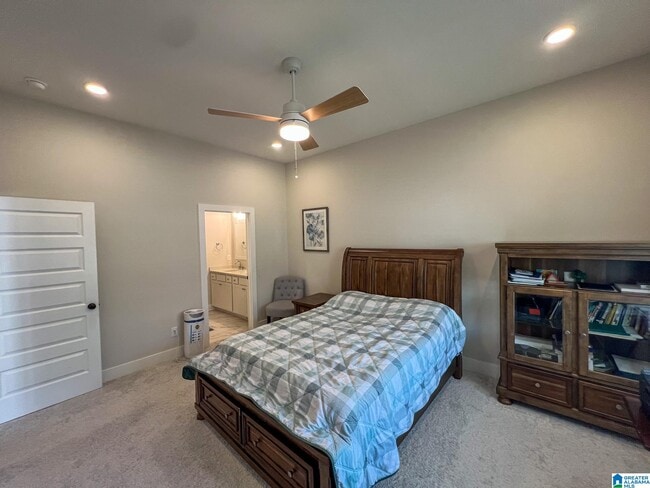 Building Photo - 4740 Arden Wy