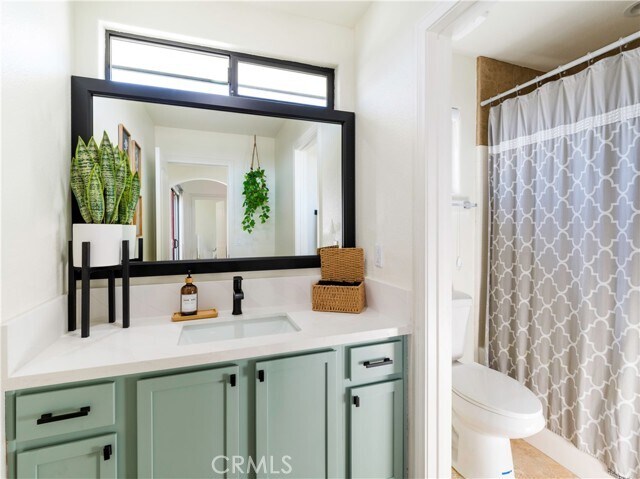 Building Photo - 13416 Cholla Dr