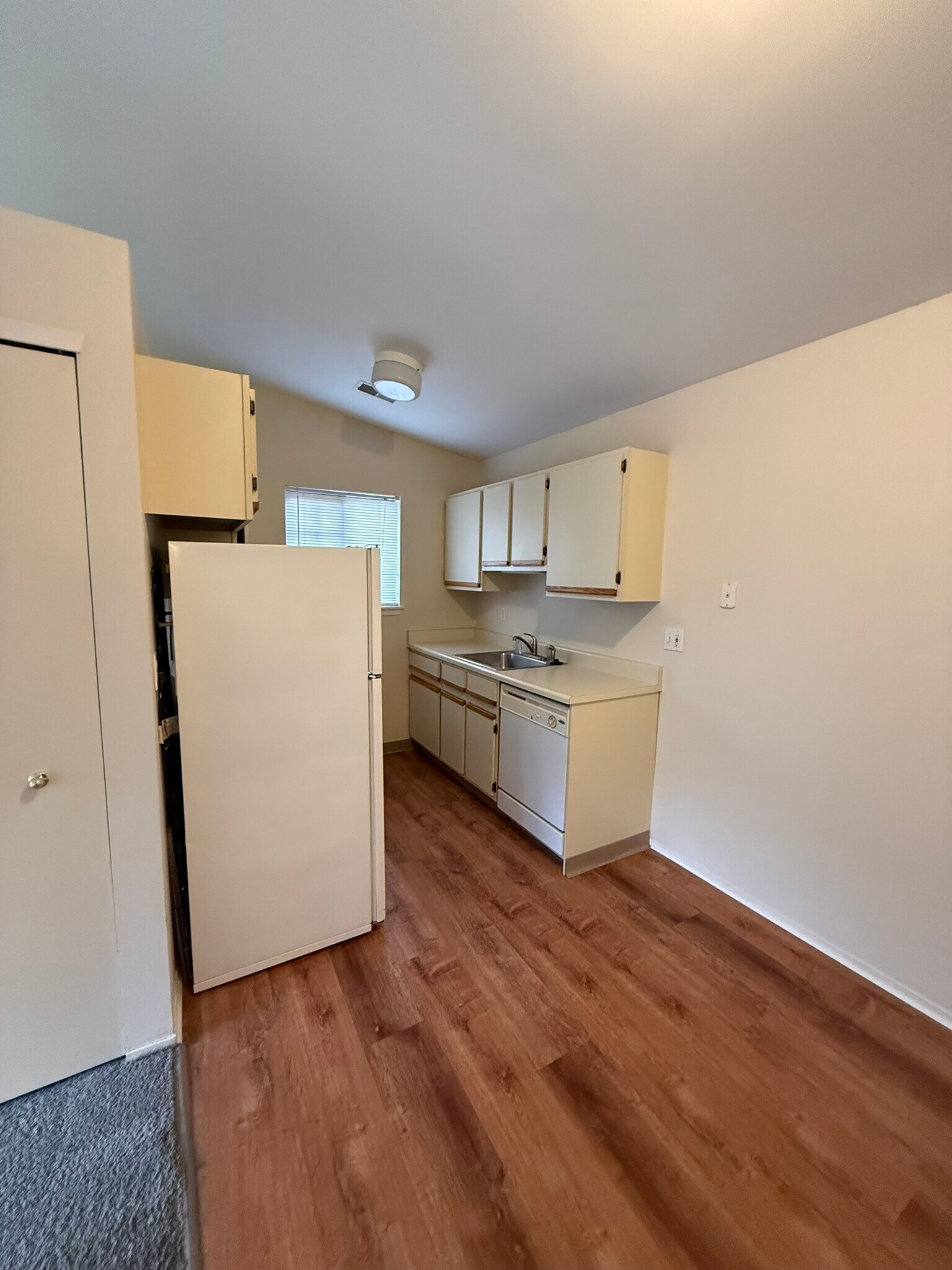 Building Photo - 1257 Oxford Manor Ct