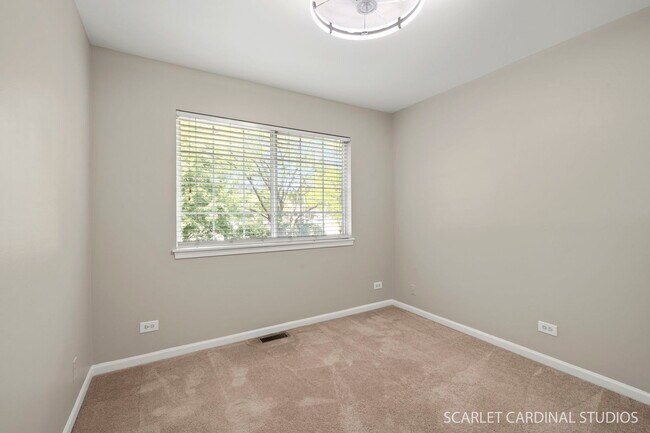 Building Photo - 42 Egg Harbour Ct