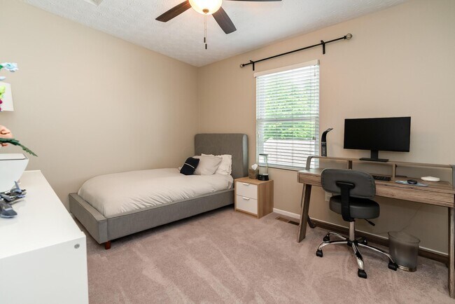 Building Photo - 4105 Sweet Shadow Ave