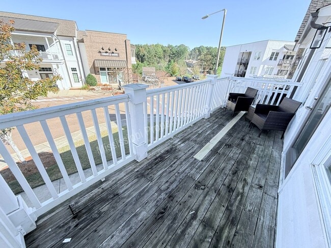 Building Photo - 3BR/3BA For Rent