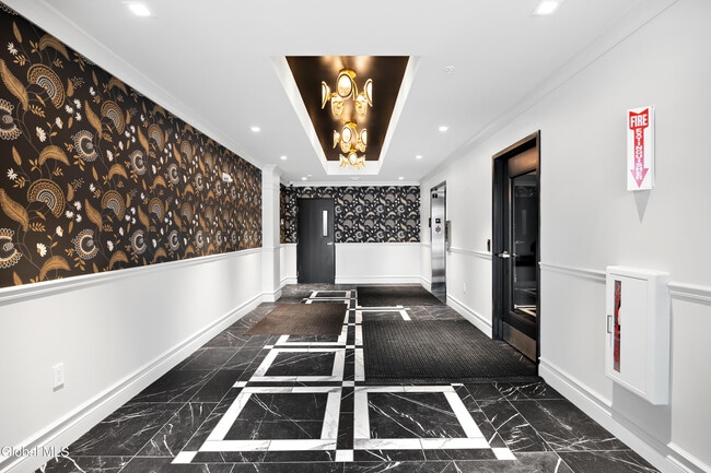 Building Photo - 78 Church St