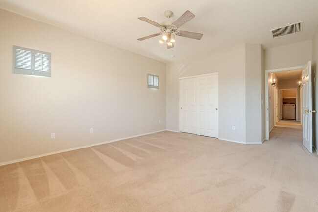 Building Photo - Single Family Residence