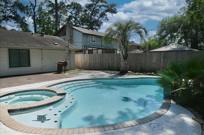 Building Photo - 202 Pine Branch Dr