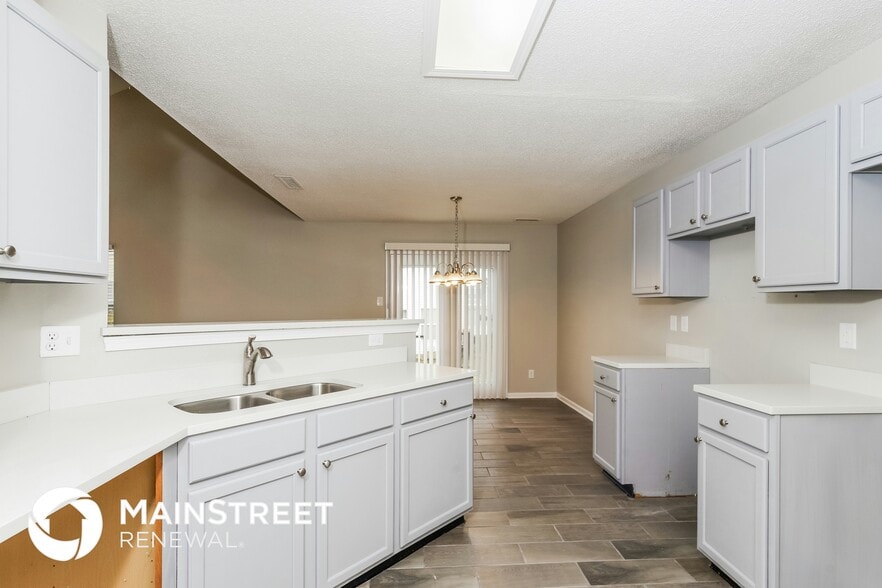 Building Photo - 6771 Stanhope Way