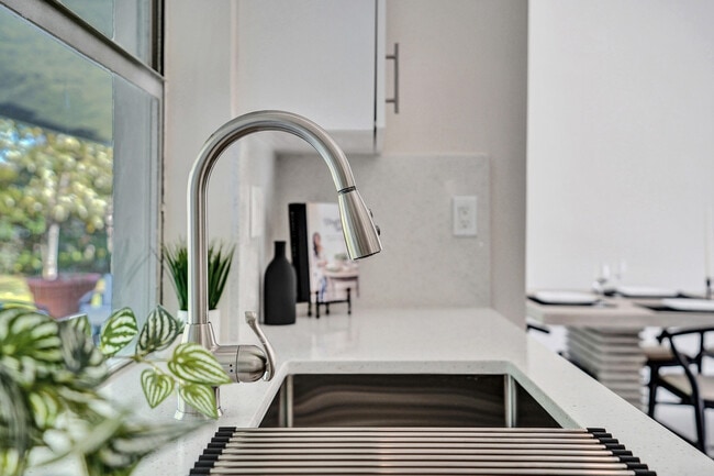 Building Photo - 2881 NW 98th Way