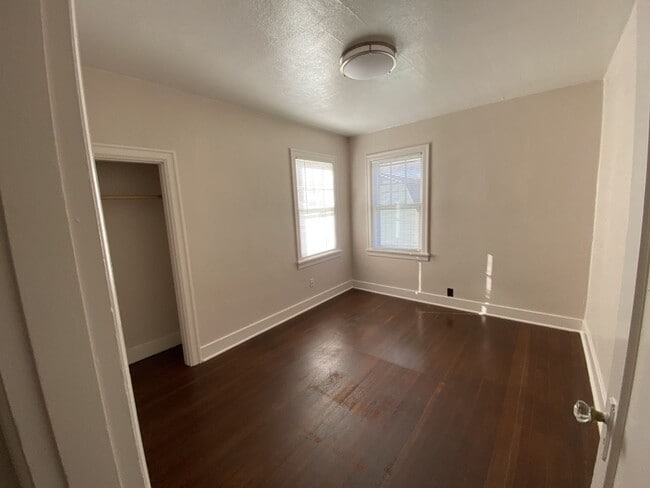 Building Photo - Cozy Chehalis home