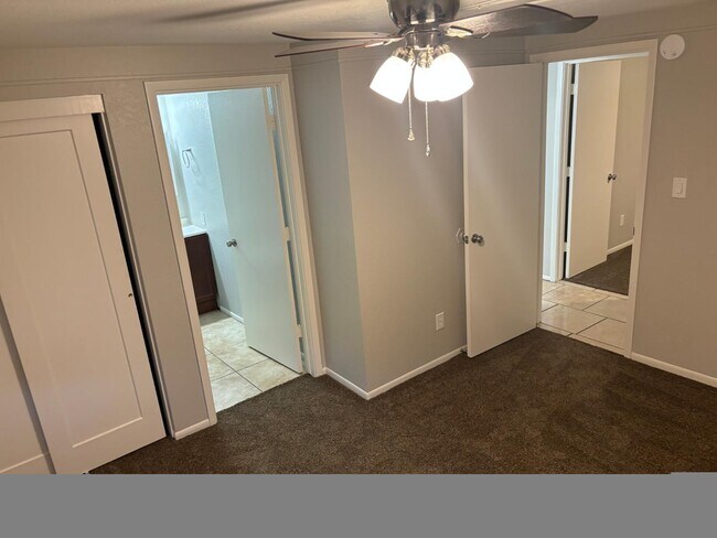 Building Photo - 168 S 54th St