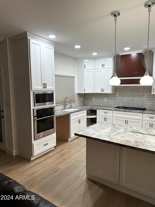 Building Photo - 13319 W Crown Ridge Dr