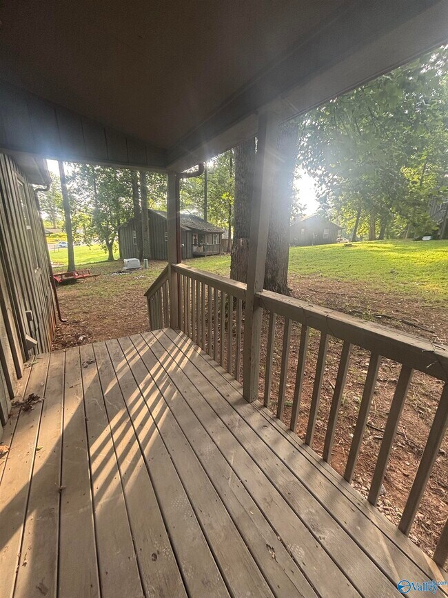 Building Photo - 103 Hillcrest Ct