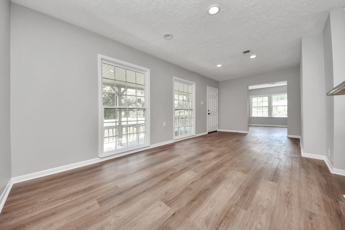 Building Photo - 3603 Crosby Cedar Bayou Rd