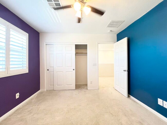Building Photo - Well-maintained 4-bedroom, 3-bath home in a desirable gated community