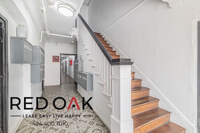 Building Photo - 147 Normandie Ave