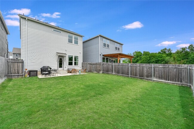 Building Photo - 15109 Casbah Dr