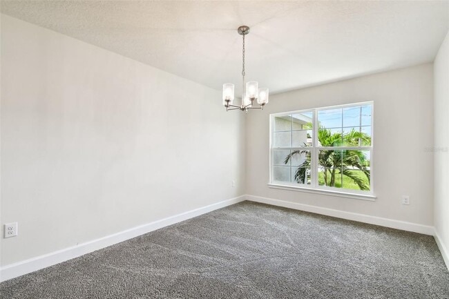 Building Photo - 360 Cimarron Ct