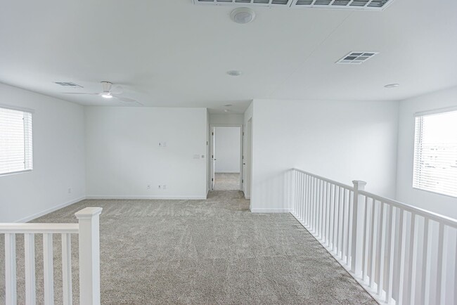 Building Photo - Brand New Home