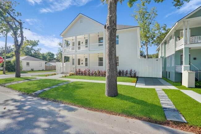 Building Photo - East Duffy Street