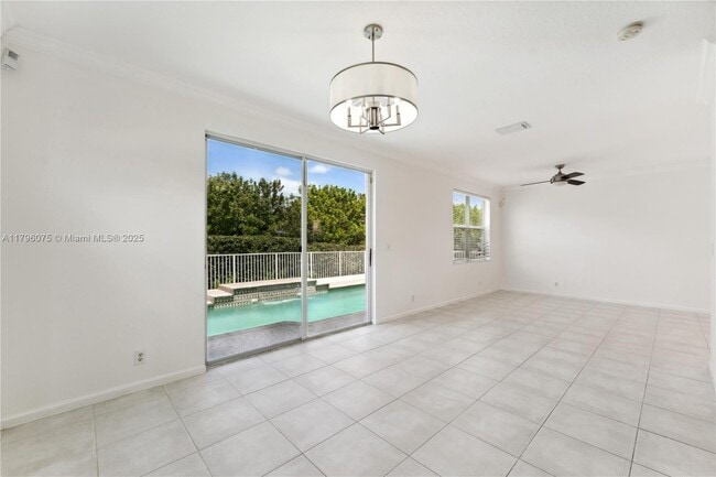 Building Photo - 7423 NW 70th Ave