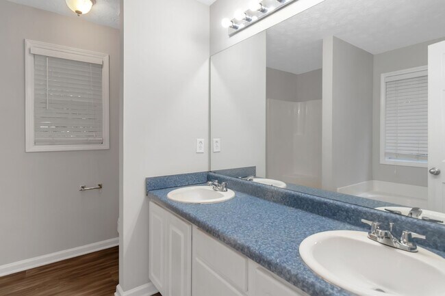 Building Photo - Gorgeous 3br 2bath ranch home in Covington...