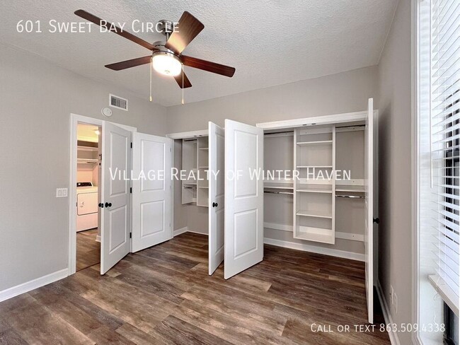 Building Photo - Stunning 2 Bedroom Condo!