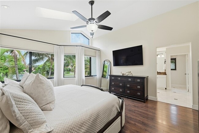 Building Photo - 21944 Town Pl Dr