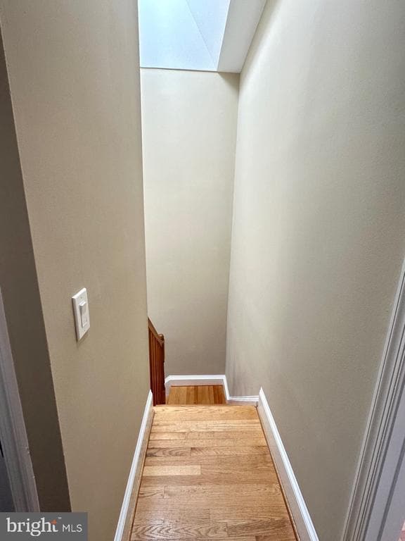 Building Photo - 1227 Linden Pl NE