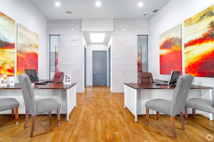 Building Photo - Encore 281 Apartments