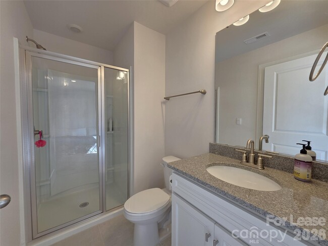 Building Photo - 2216 Skybrook Oaks Dr