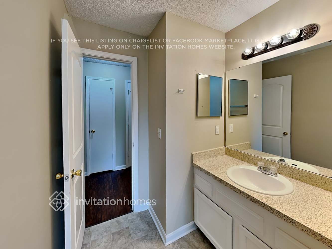 Building Photo - 12281 Autumnbrook Trail E