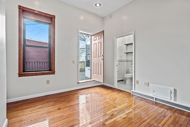 Building Photo - 800 Ocean Ave