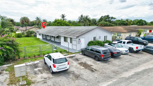 Building Photo - 4658 Myla Ln