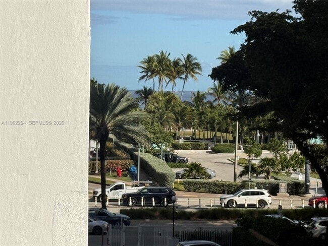 Building Photo - 1849 S Ocean Dr