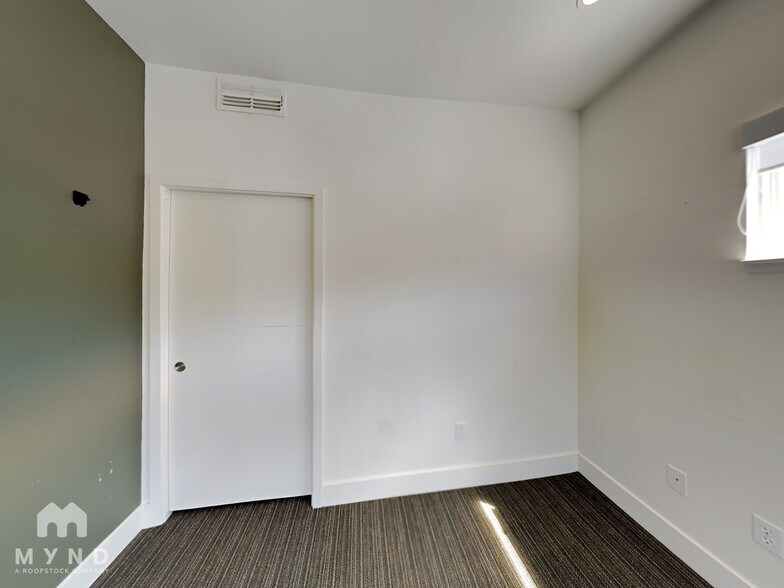 Building Photo - 1718 Liestal Aly