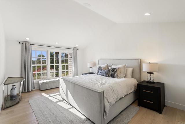 Building Photo - 5427 La Crescenta Rd