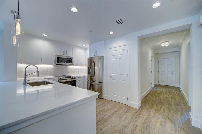 Building Photo - 7651 Whisper Way