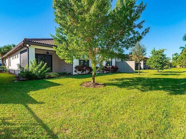 Building Photo - 8196 Hanoverian Dr