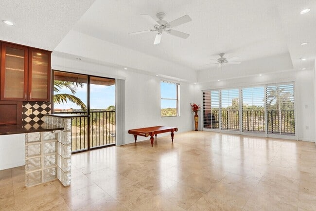 Building Photo - 1640 Presidential Way