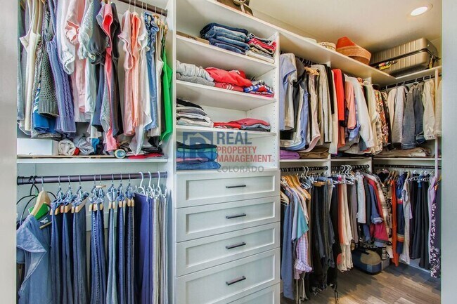 Building Photo - 5160 Ward Rd