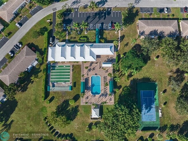 Building Photo - 20962 Sedgewick Dr