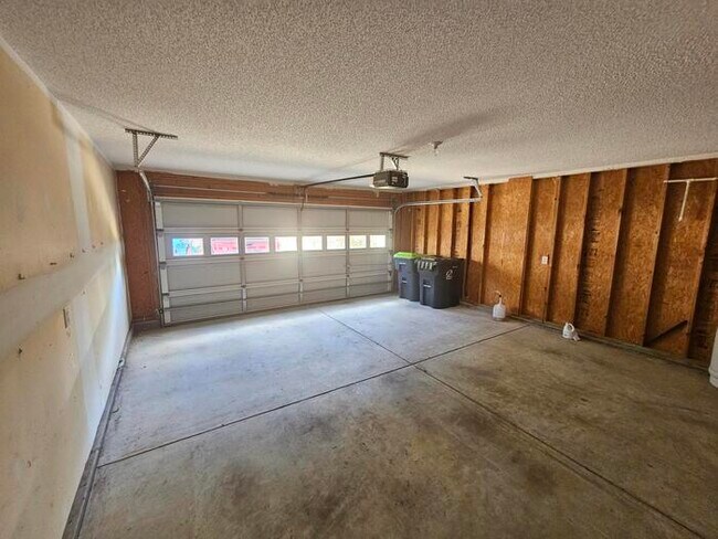 Building Photo - 108 Arbor End Rd