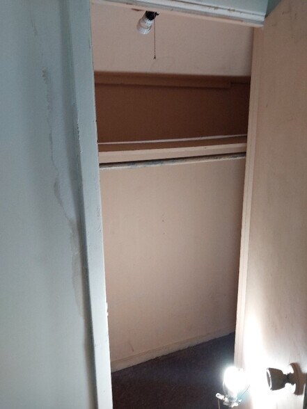 Building Photo - 107 South St