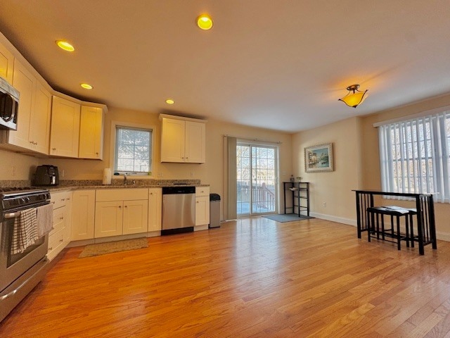 Building Photo - 34 Bingham Ave