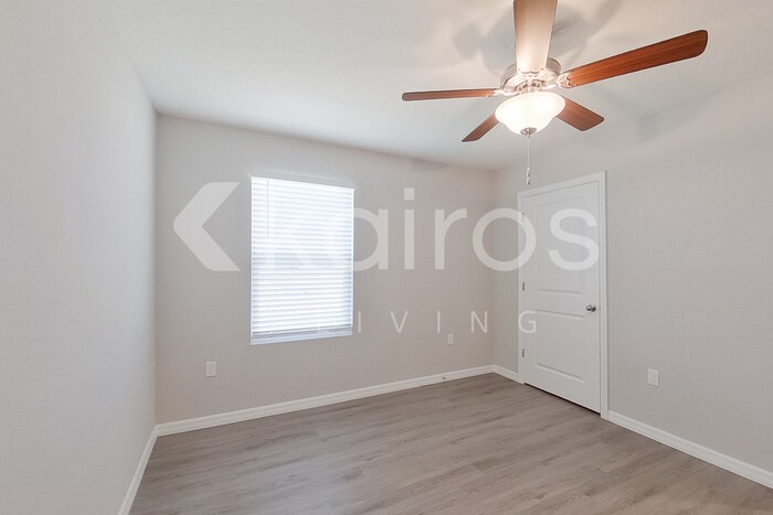 Building Photo - 8604 SW 44th Ct