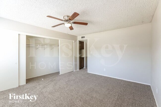 Building Photo - 4222 E Apollo Rd