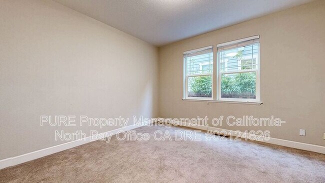 Building Photo - 14600 Jomark Ln