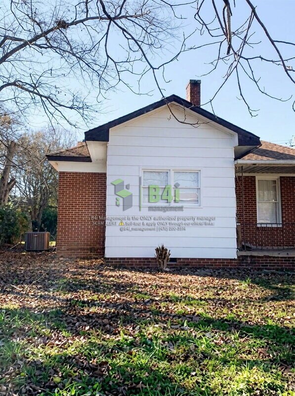 Building Photo - 409 Whitesville Rd